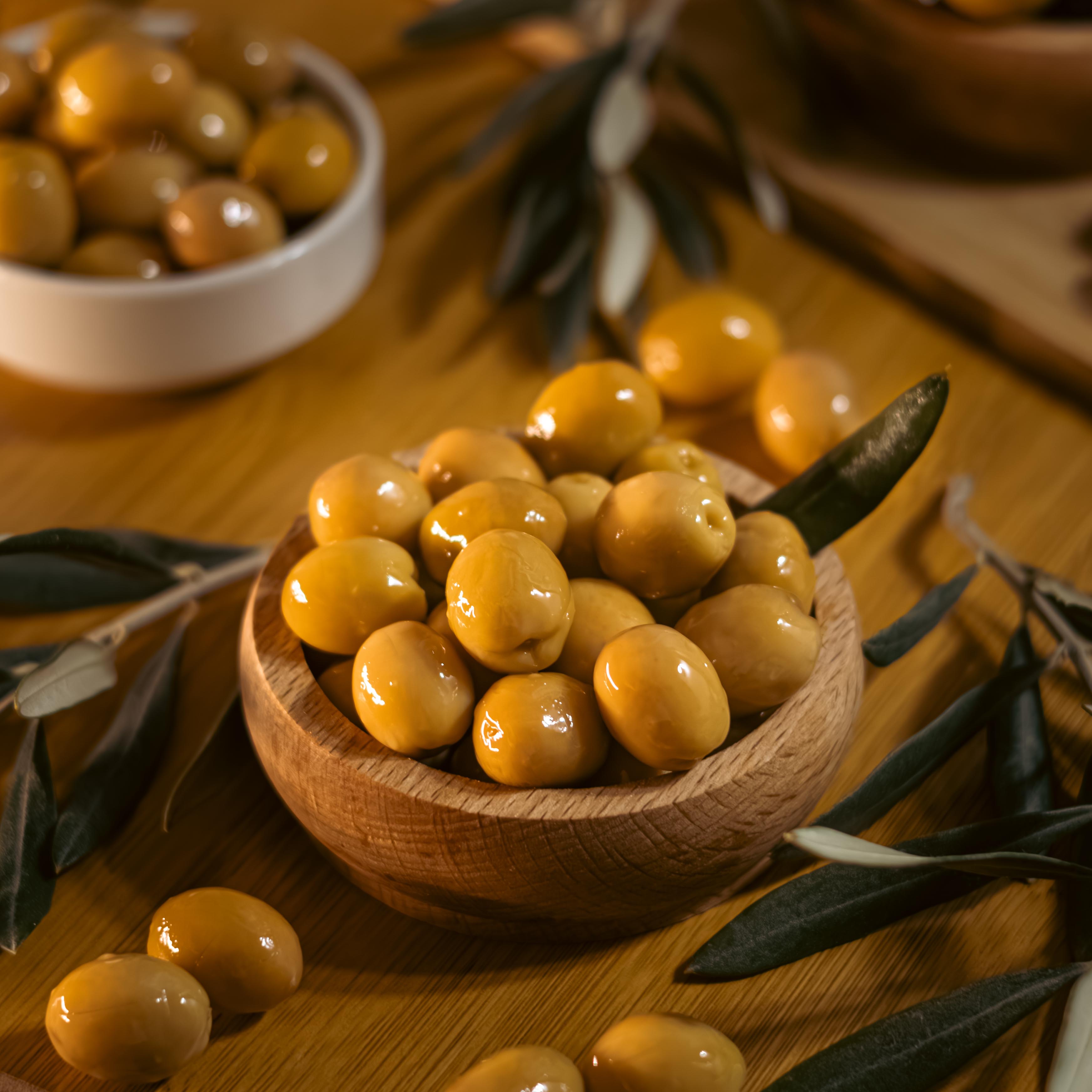 Edremit XL Yeşil Çizik Zeytin
